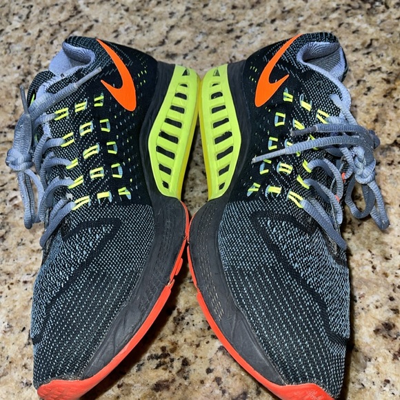 Nike Zoom Structure 18 - Picture 3 of 9